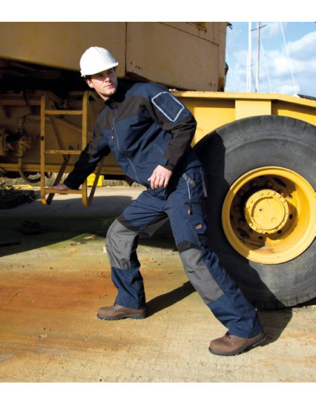 Pantaloni de lucru cu protecție genunchi